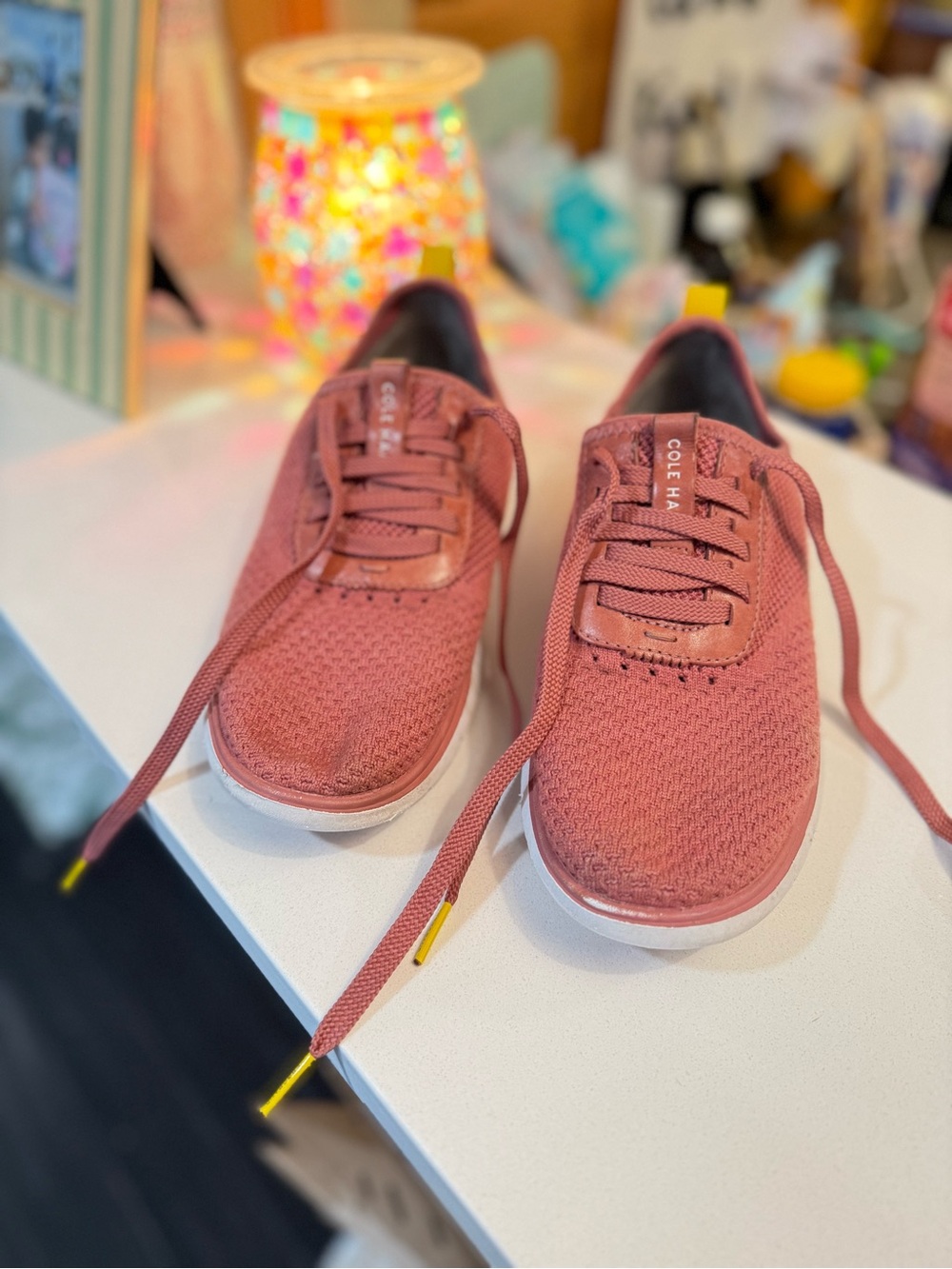 Women’s Size 7 Cole Haan Generation Zerogrand Stitchlite sneakers!